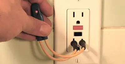 gfci circuits service testing ground fault circuit interrupter outlet to ensure electrical protection in San Francisco, CA